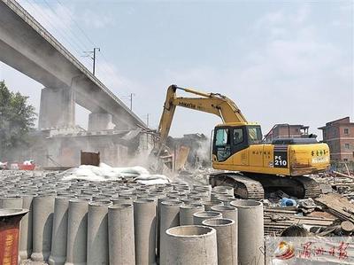 莆田城廂區(qū)依法拆除4宗違章建筑物，強(qiáng)化城市管理與土地秩序